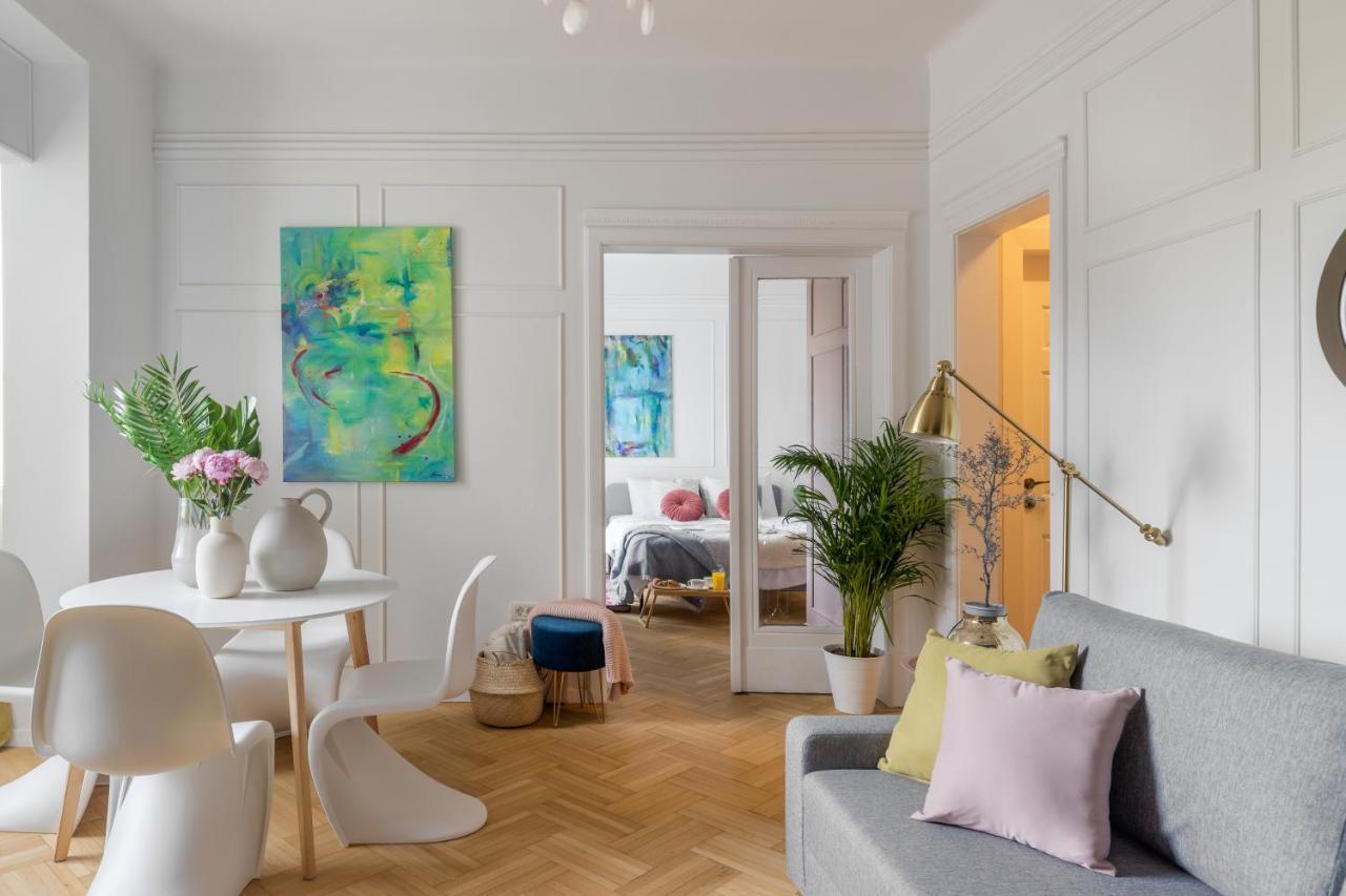 Apartmán Little Paris By Urbanesq Bukurešť Exteriér fotografie